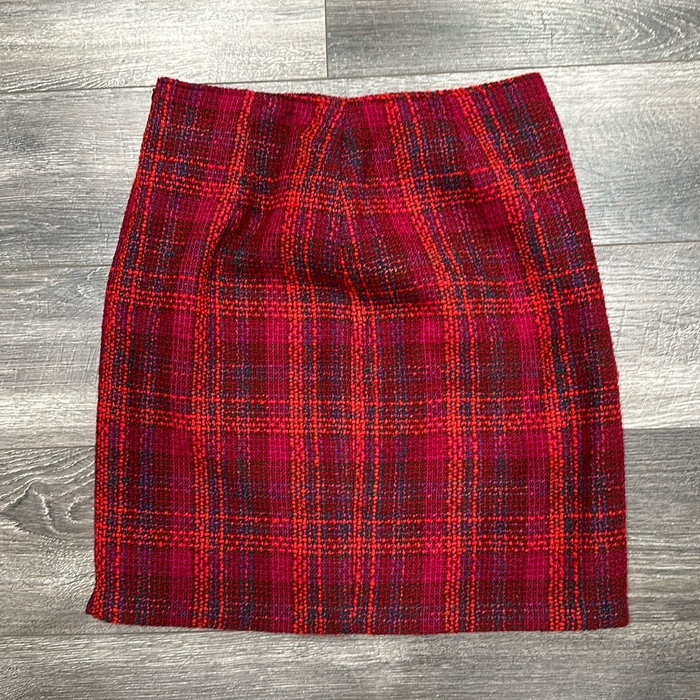 The Limited knit skirt size 8 (runs small)